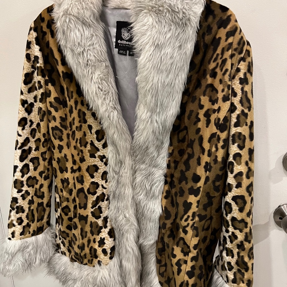leopard jacket
